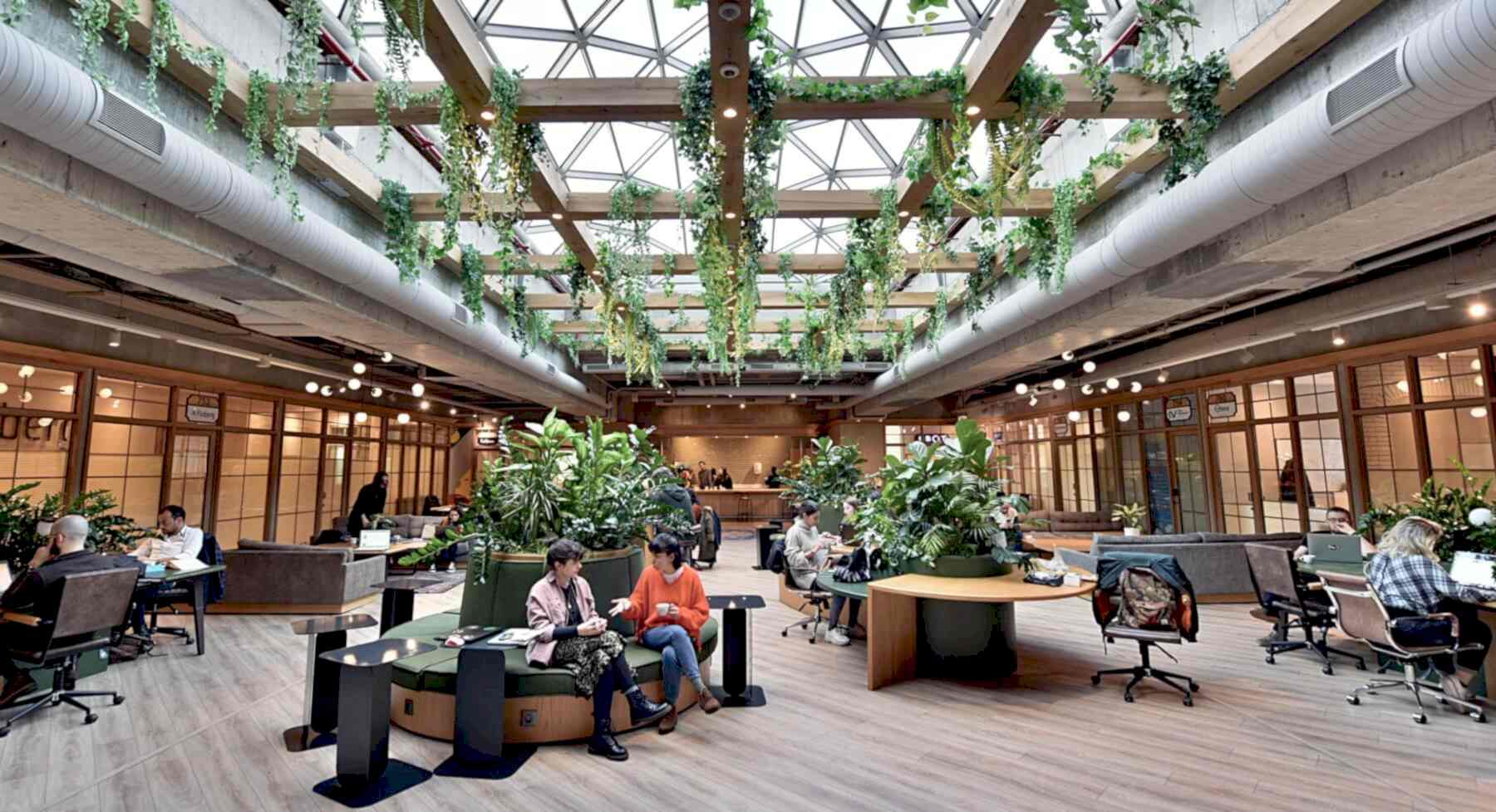 Değişen ihtiyaçlarına hızlıca adapte ol, sen de yeni çalışma deneyimini yaşa.